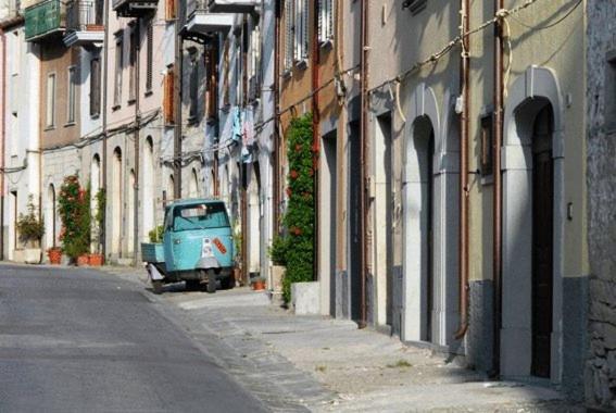 Bed and Breakfast Borgo San Pietro Agnone Exterior foto